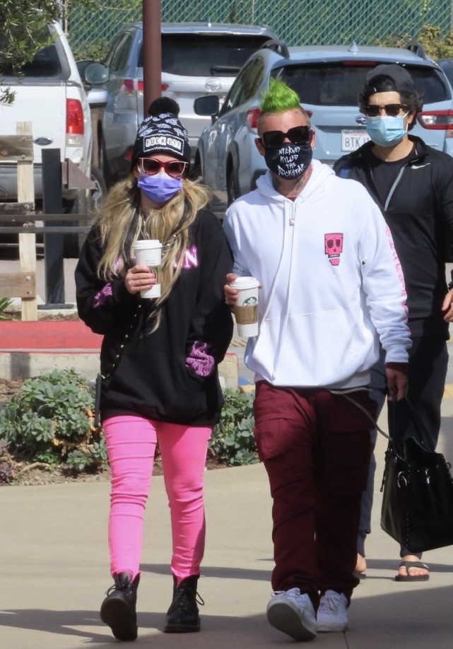 艾薇儿中国歌后,美国歌后艾薇儿现状