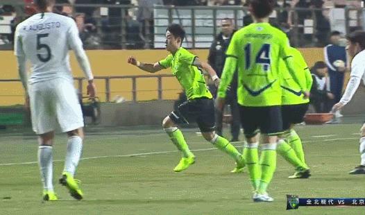 全北玩起少林足球！凶恶犯规打乱国安这犯规数据看呆