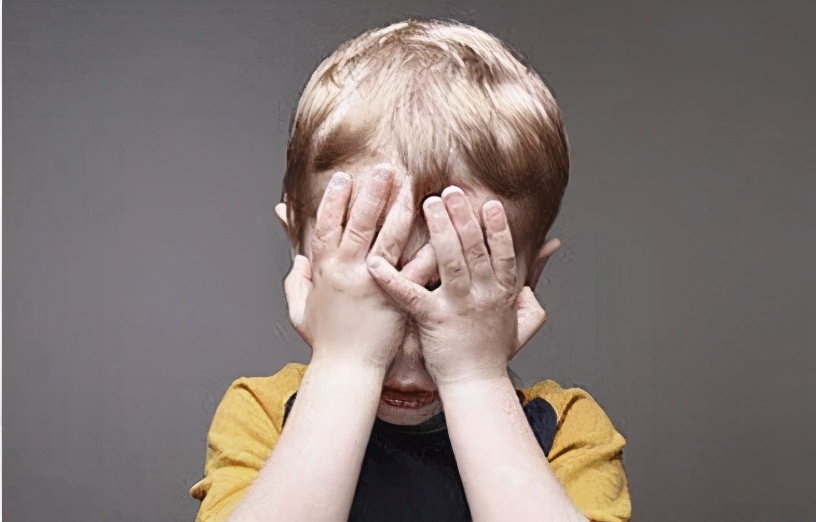 孩子越大越胆小怎么引导,家长应该如何让孩子克服恐惧