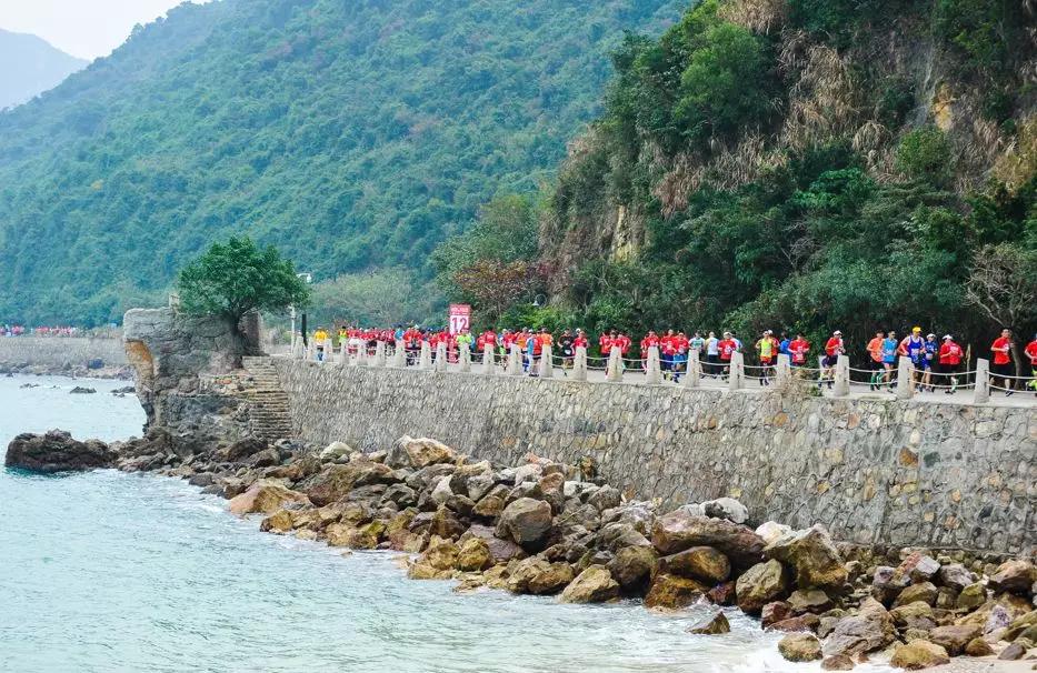 5条地铁即将开通，直达盐田、光明、观澜！2020年的深圳全面爆发