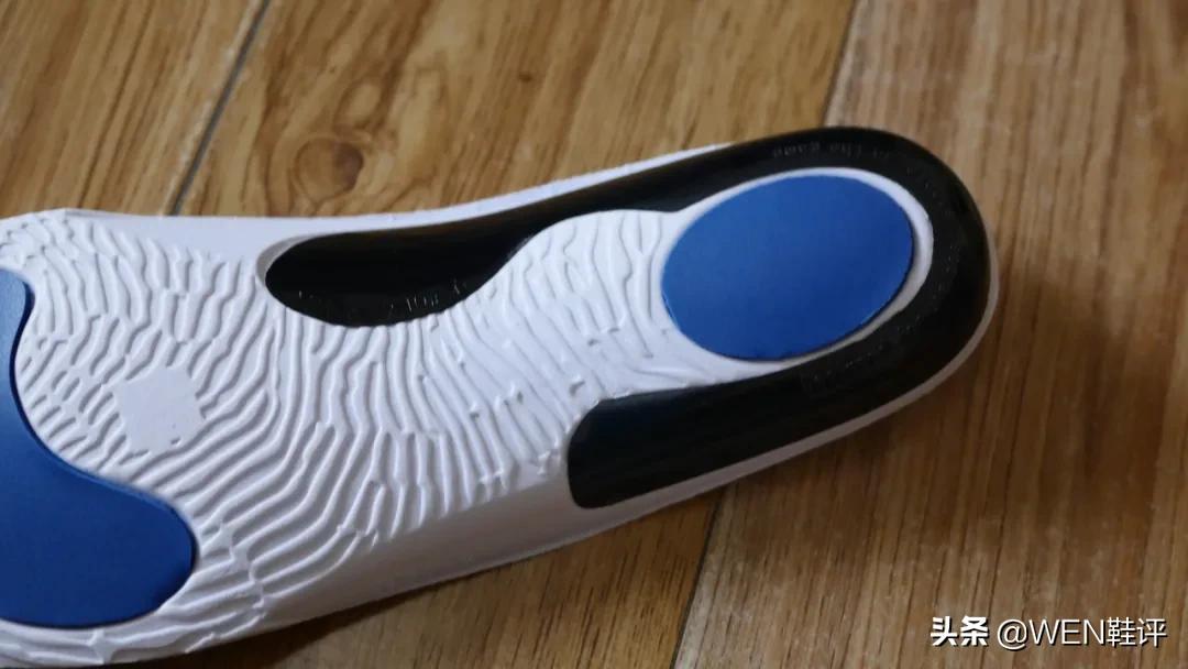 5000块鞋垫,500块钱一双鞋垫