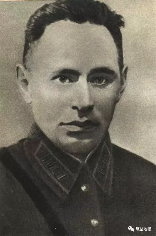 二战中的苏军政委,苏军政委二战