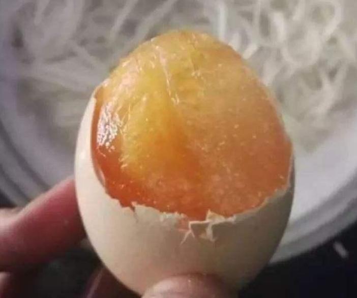 东北人冬天为什么不敢网购呢？原来是大自然牌“冰箱”太给力了