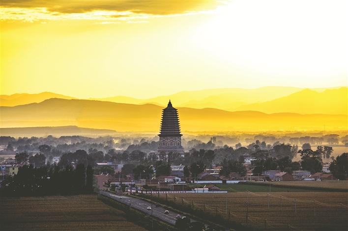 青山秀水旅游,青山踏歌行