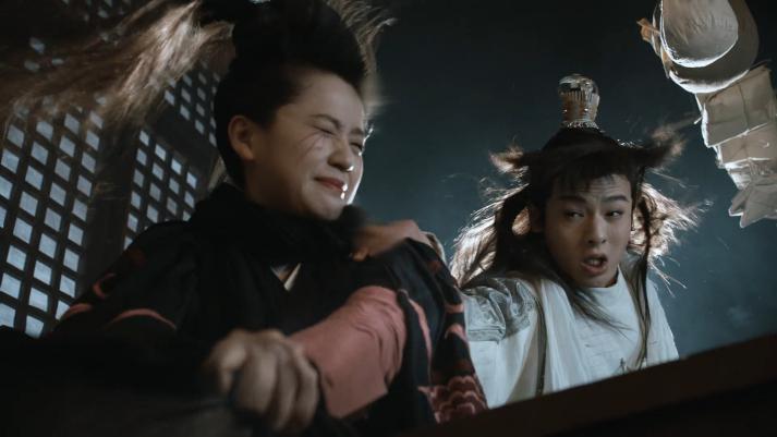 袭胸，下跪，尿裤子，新版《天龙八部》还能再恶心点吗？