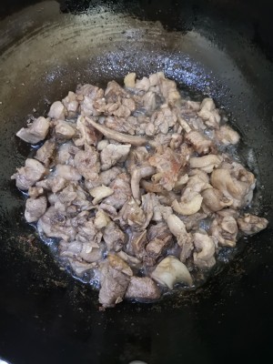 香辣啤酒鸭家常做法加土豆,香辣啤酒鸭的家常做法简单