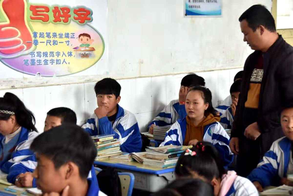 铁肩担使命，初心助芳华——积石山县小关乡唐藏村*党**支部书记马正明千里寻学侧记