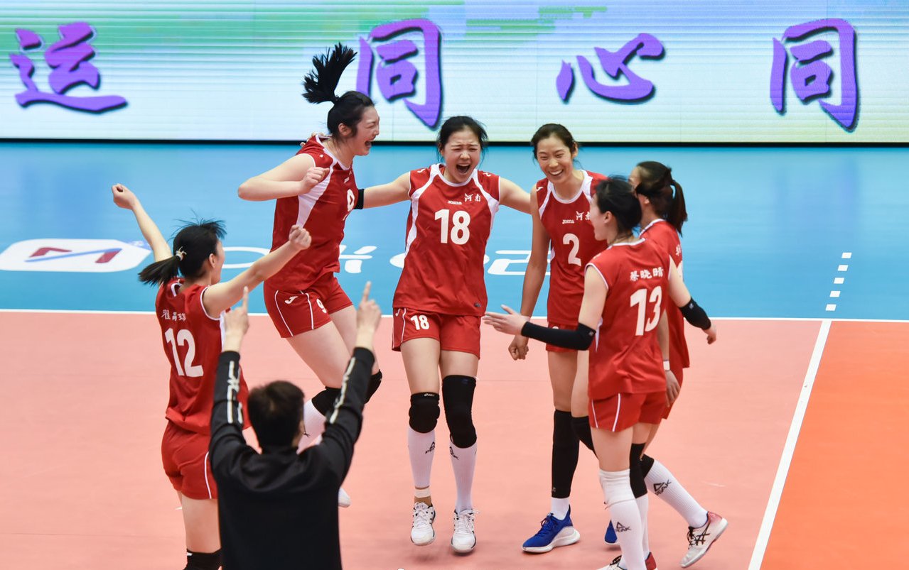 朱婷46分打哭郎平的比赛,朱婷告捷落泪视频