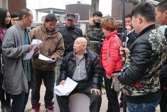 少林足球周星驰经典镜头,少林足球大师兄和星爷对话扫厕所