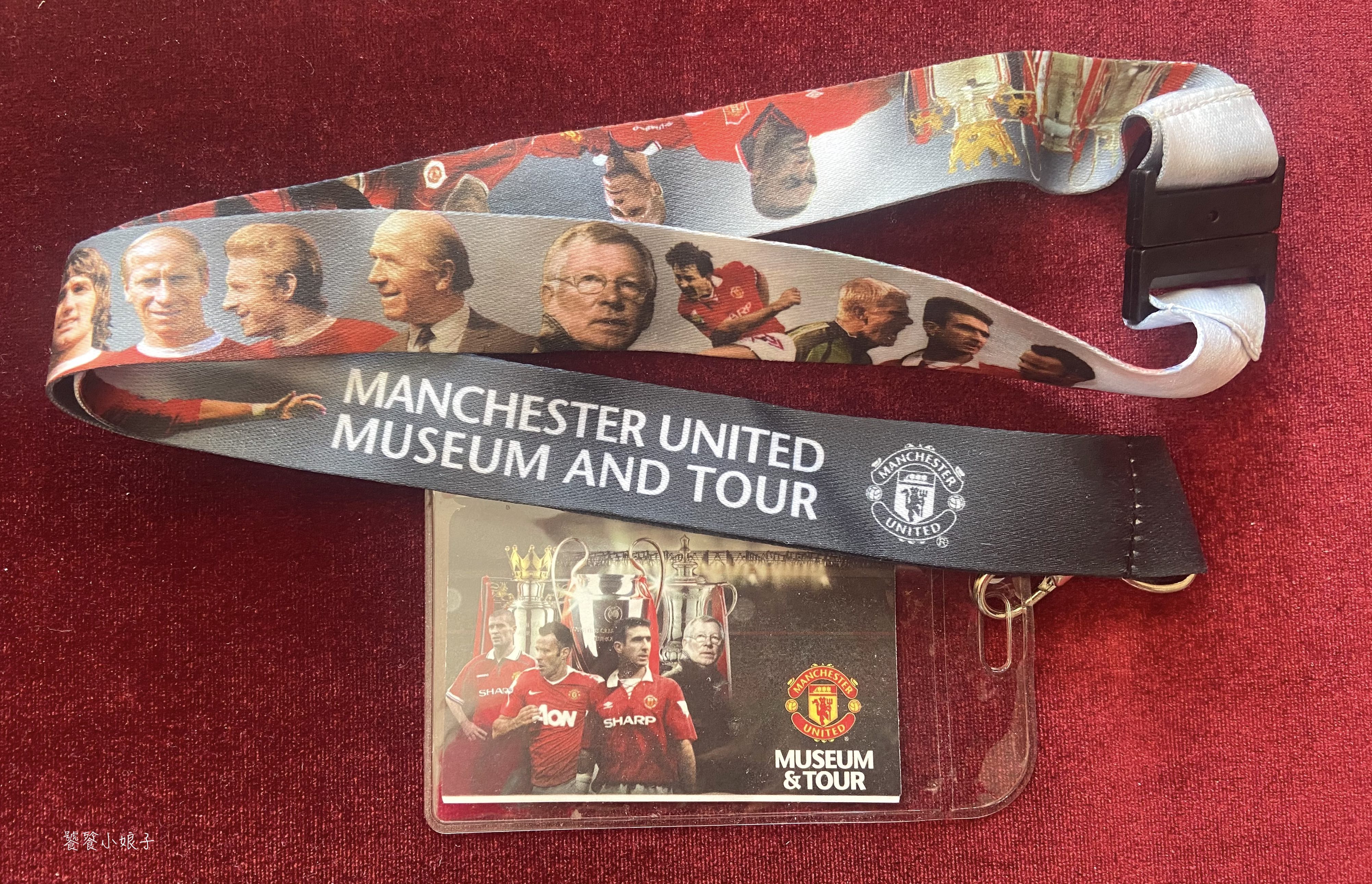 c罗重返曼联穿几号球衣,探秘更衣室