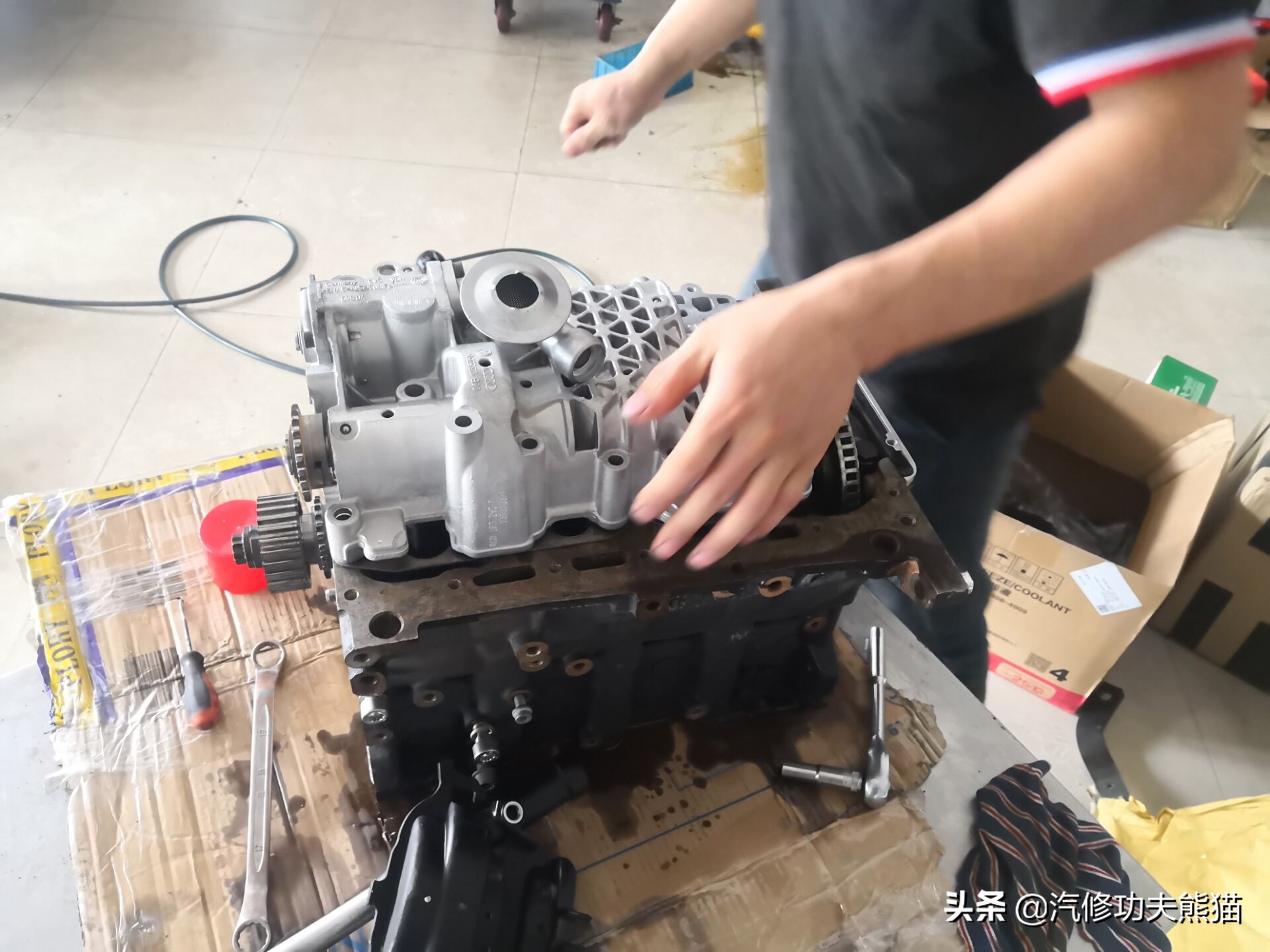 10年奥迪a6l2.0t烧机油怎么解决,10年奥迪a6l2.0t烧机油维修