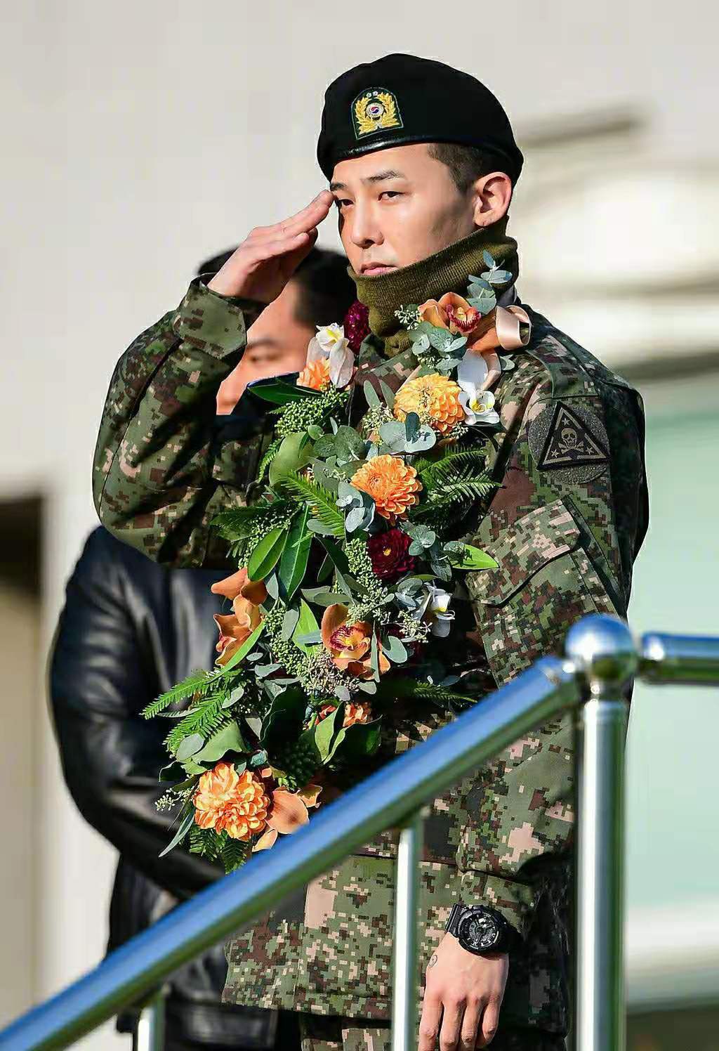 权志龙退伍后聚会,权志龙服役回来的生活状况