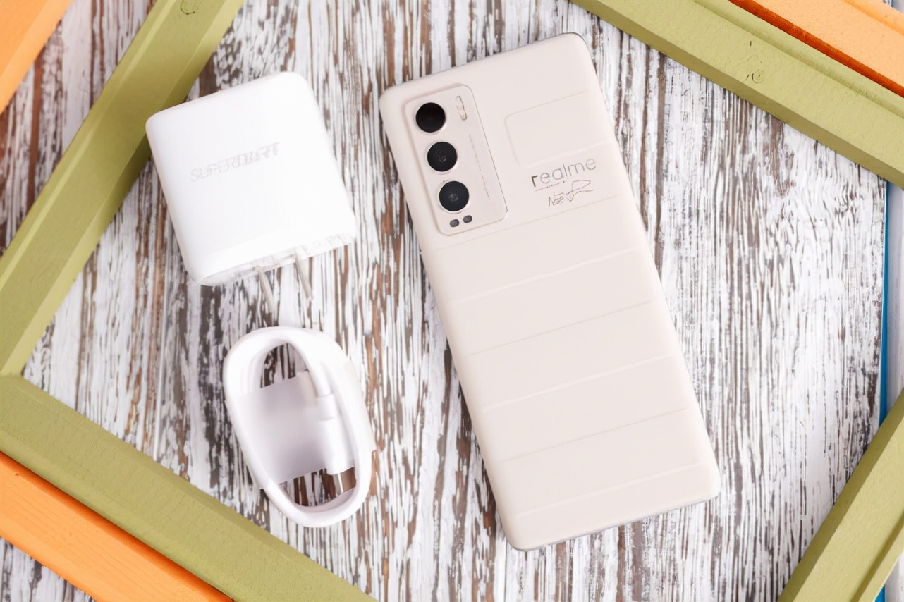 oppoa系列值得购买千元性价比手机,今年oppo手机哪一款最值得入手