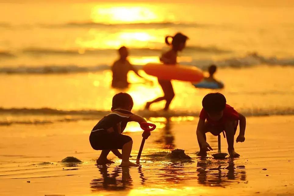 乳山朝霞,威海乳山海边看日落