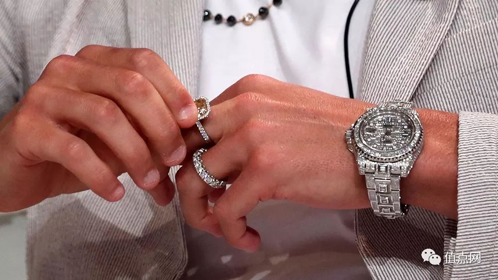 c罗戴劳力士金表,c罗送的劳力士多少钱
