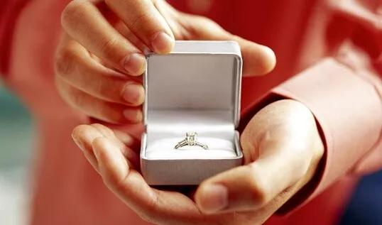 如何定制适合自己的钻戒,淘宝钻戒定制店铺推荐