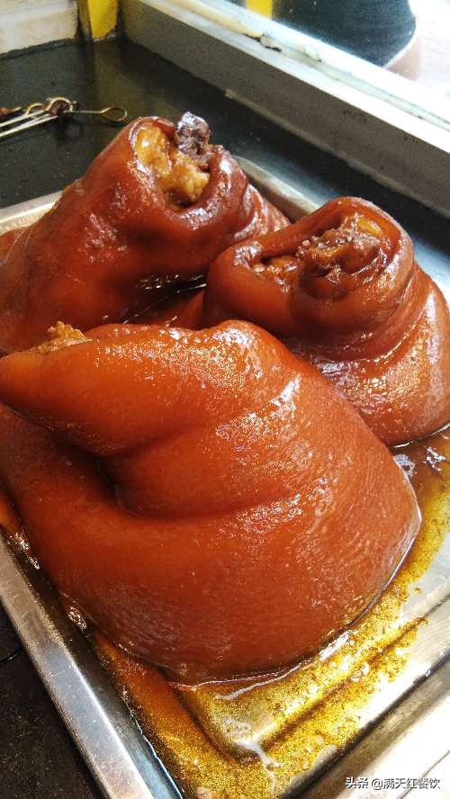 卤水猪脚怎么不缩水,卤水猪脚如何不油腻