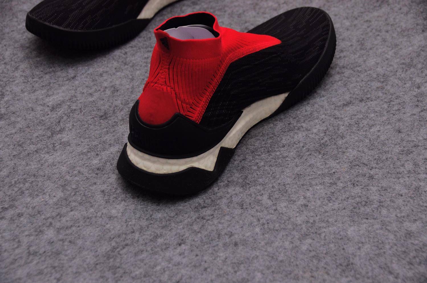 足球鞋predator黑红,predatortango足球鞋