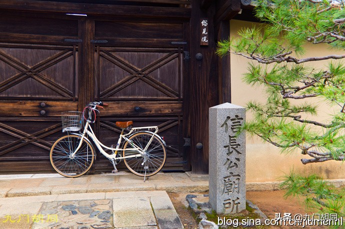 京都大德寺的庭院,织田信长墓地图片大全