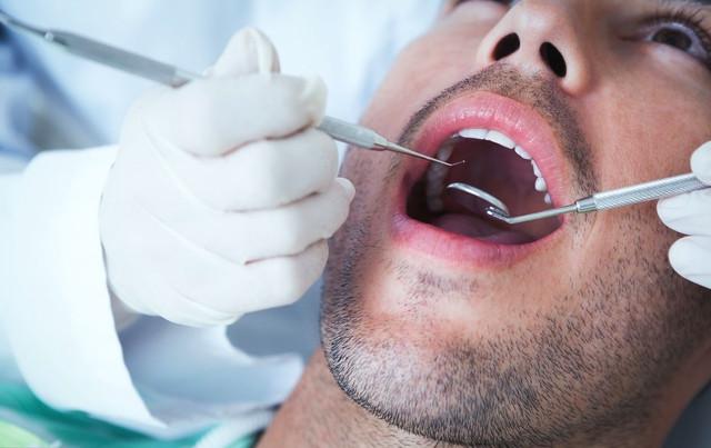 牙齿稀疏牙缝大真的影响财运吗,牙缝越来越宽有什么好办法