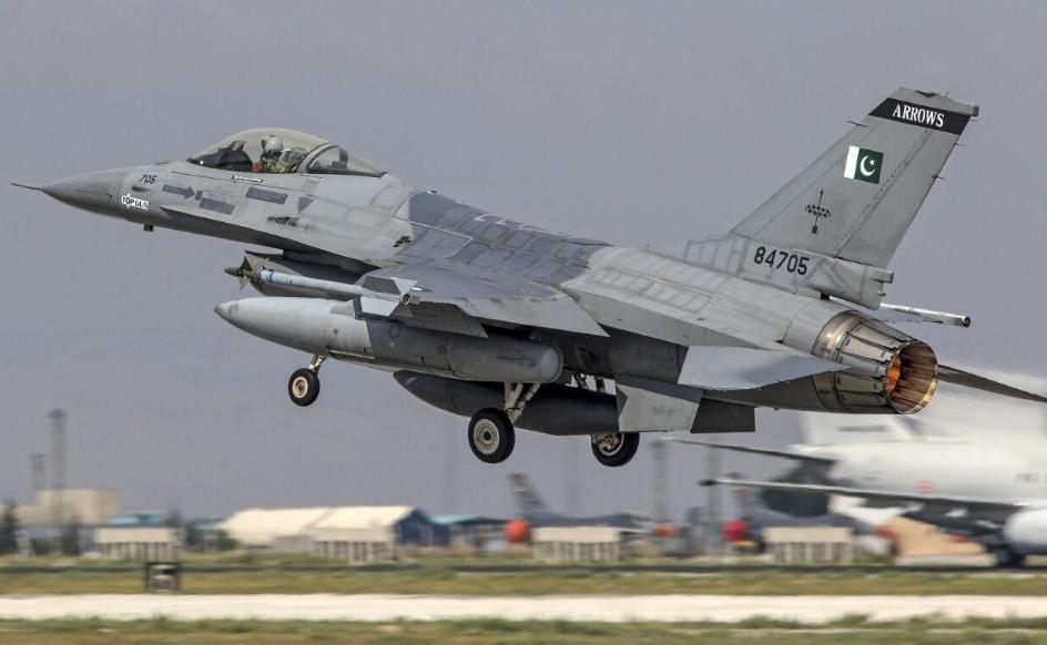 美国拒绝向乌克兰提供f-16,美国外销f16战机