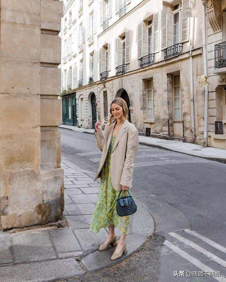 吊带裙怎么穿显瘦图片,小个子显瘦吊带裙