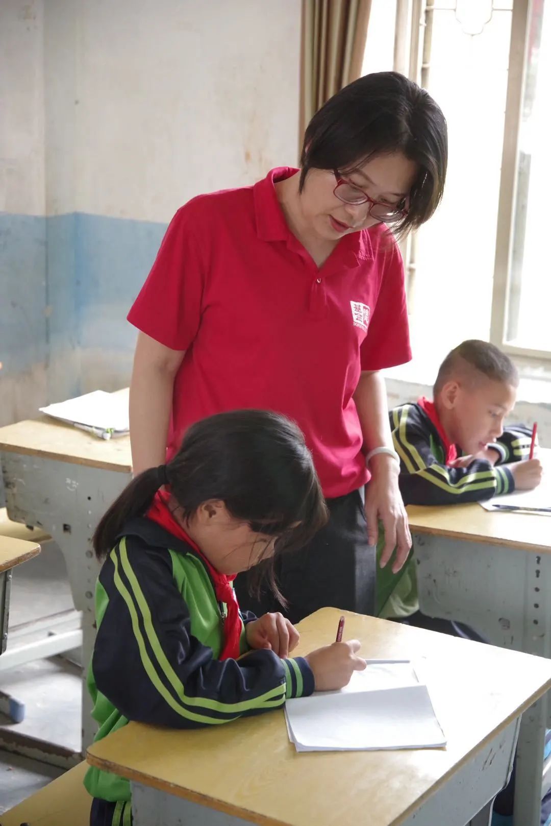 时光正好微风不燥歌词,时光正好微风不燥英文