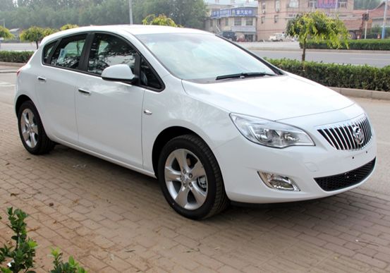 路特斯为什么不能叫莲花跑车,以前的莲花汽车和现在的路特斯