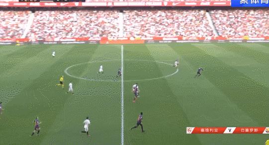 梅西告别赛上演帽子戏法,梅西让全场膜拜的进球