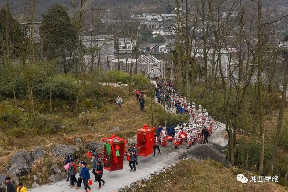 湘西周边摩旅路线推荐,想旅游去哪里找攻略
