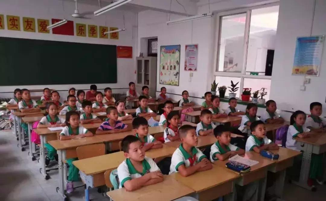 黄陵桥山镇小学,黄陵桥山街道小学