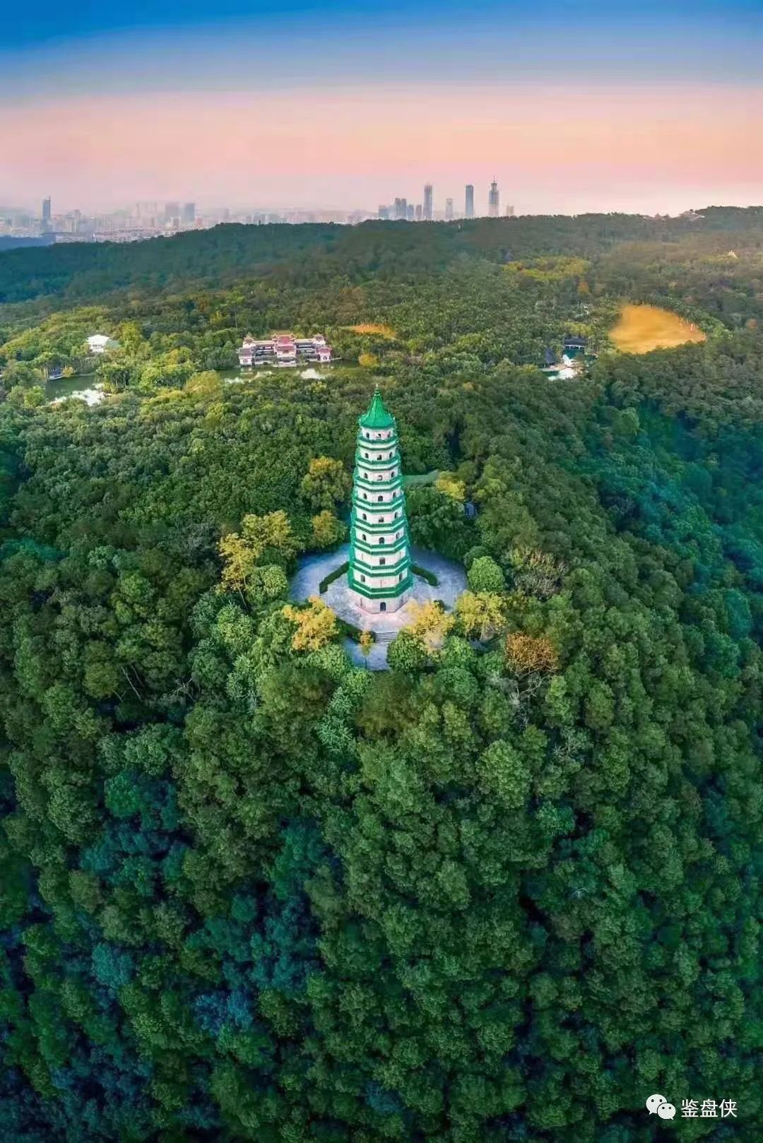 南宁一座不努力就吃土的城市,南宁一个被轻忽的宜居城市
