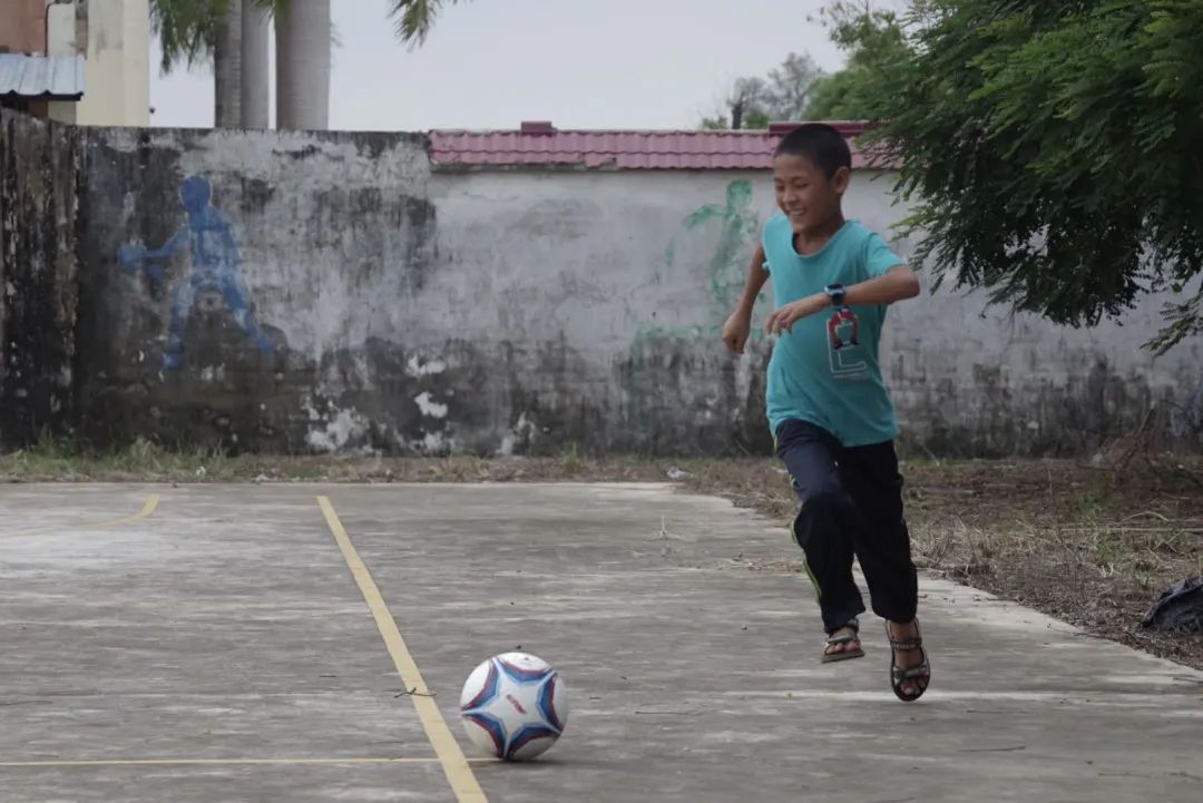 时光正好微风不燥歌词,时光正好微风不燥英文