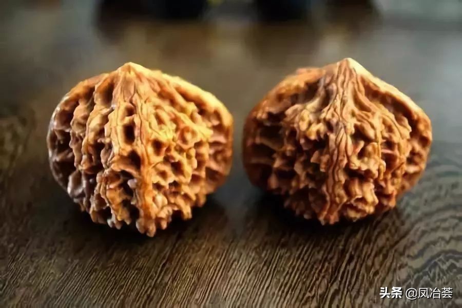 从前车马很慢原句,从前马车很慢一生只够杀一个人