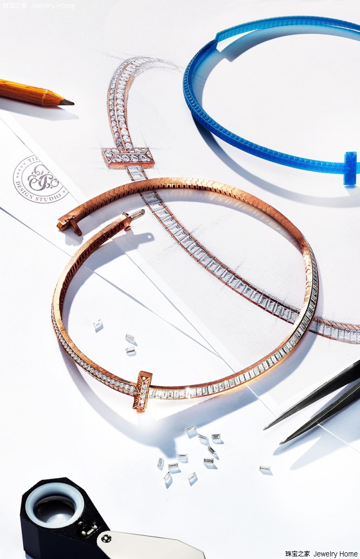 那些戴大耳环的女人,tiffanyt1手镯佩戴