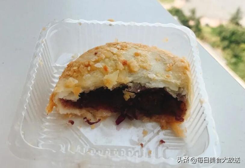 昆明冠生园梅花牌云腿月饼,昆明老滇味云腿月饼