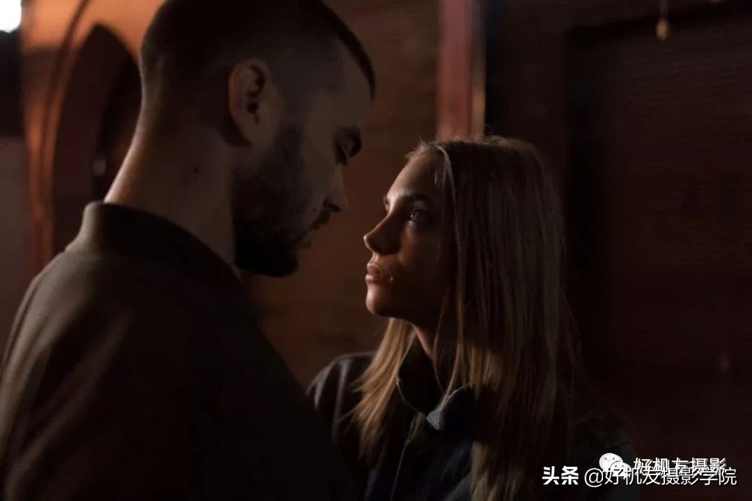 单反外置闪光灯怎么设置参数,外置闪光灯的正确使用方法