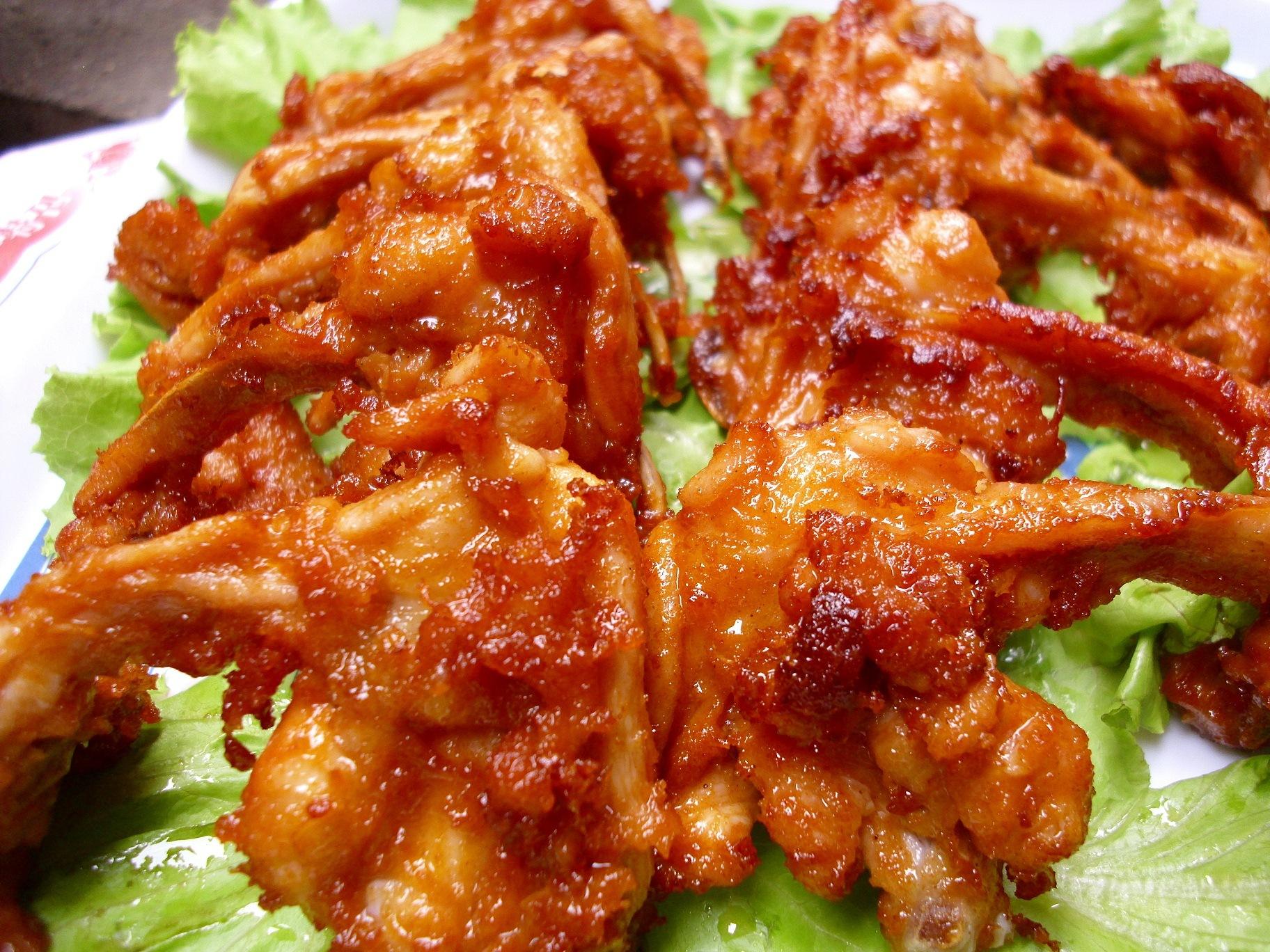 炸鸡叉骨怎么做颜色会很红,炸鸡叉骨怎么做好吃又嫩