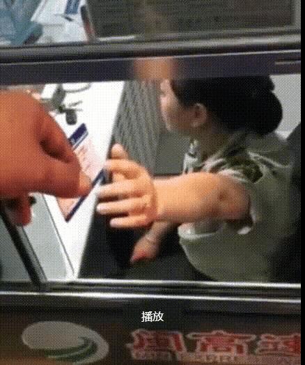 捡到了u盘里面会有什么,捡到一个u盘还好没有用