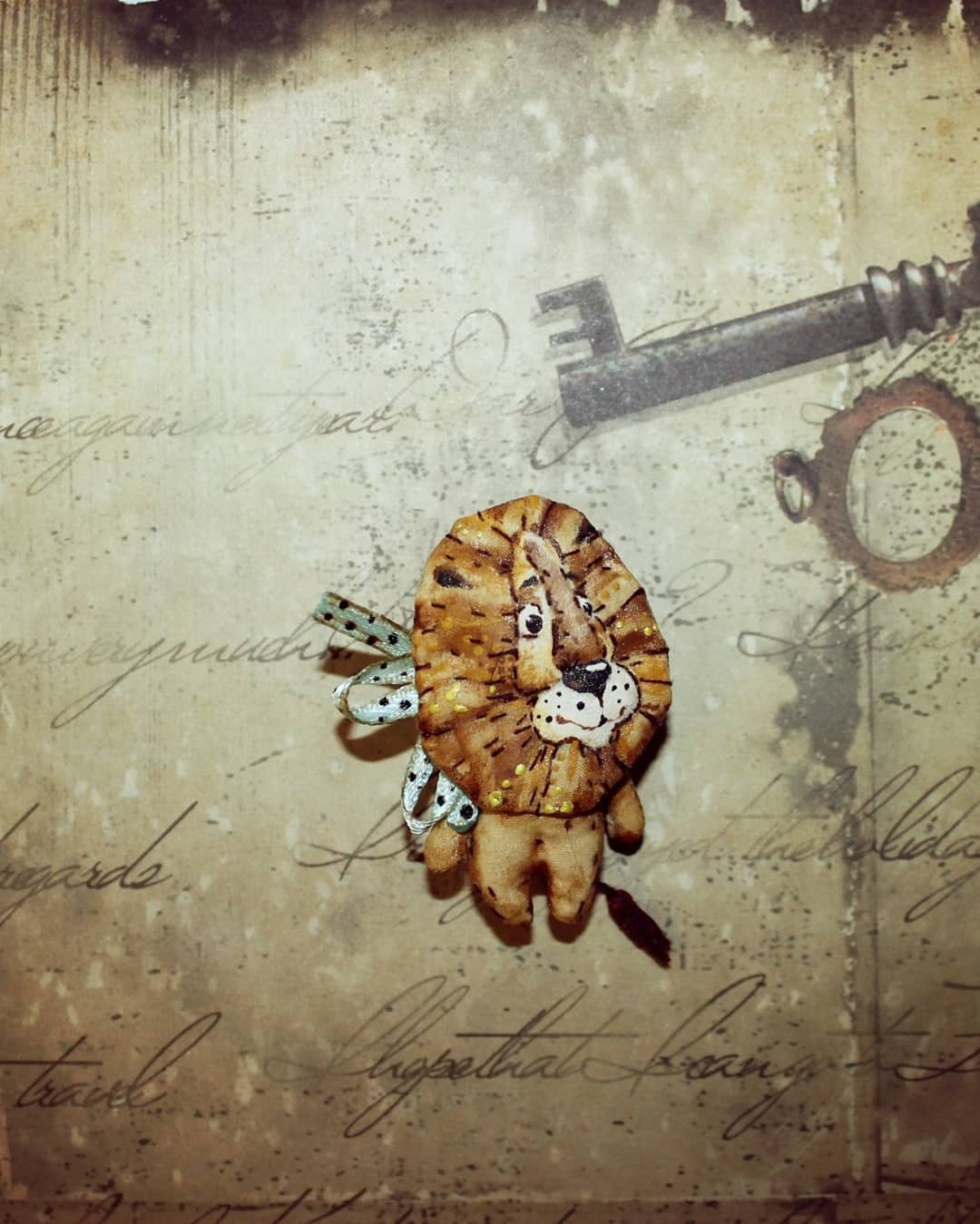 国外艺术家的布艺玩偶作品，非常有创意和想象力