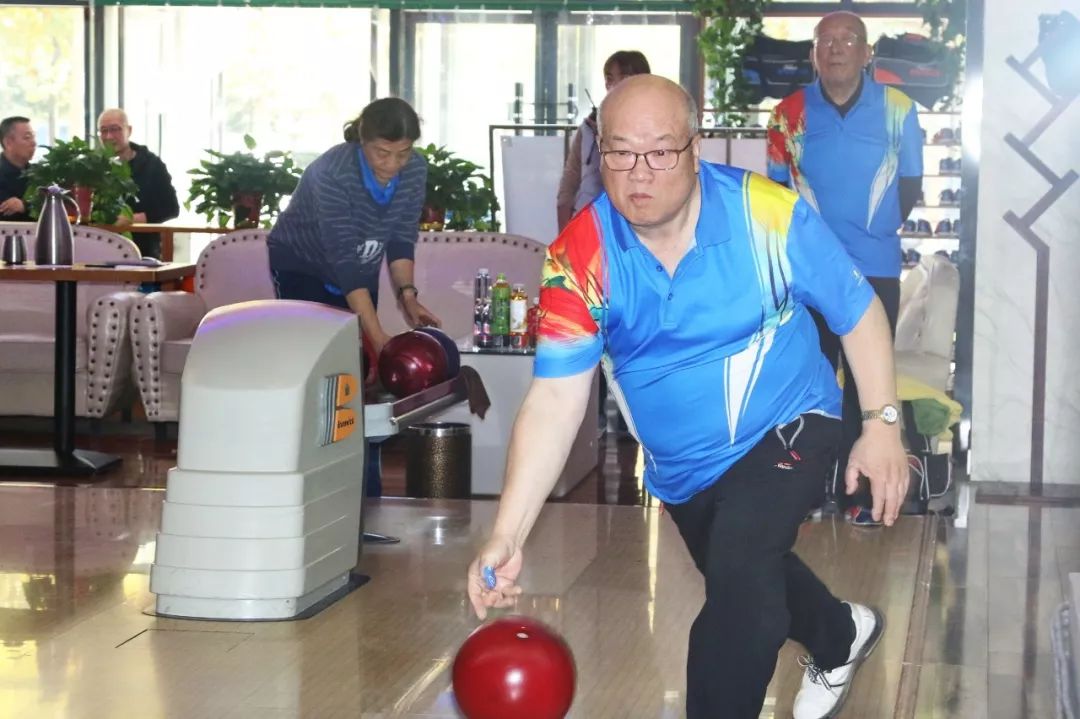 「产业联盟」陕西省保龄球协会,中老年队友谊赛在渭南和运动保龄馆欢乐开启