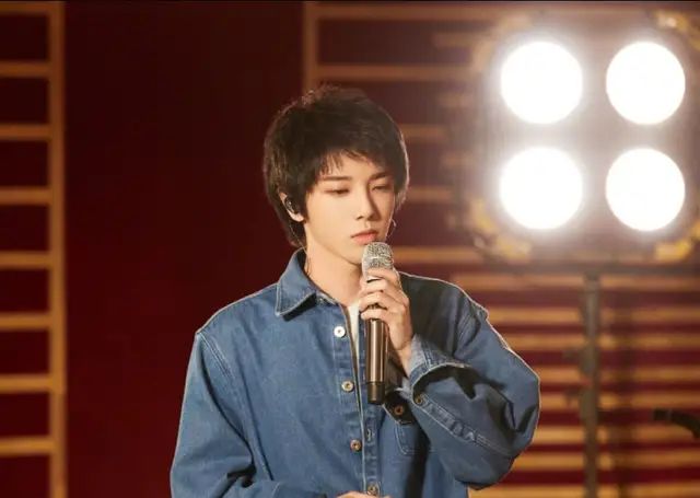 黄霄云唱功震惊米希亚,黄霄云被点评技巧太高