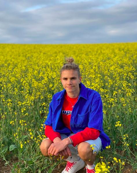 贝克汉姆二儿子罗密欧15岁身高,贝克汉姆二儿子罗密欧西装