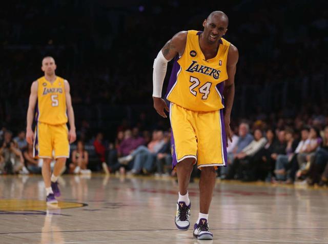 踢足球和打篮球哪个更累,踢足球和打篮球一个道理