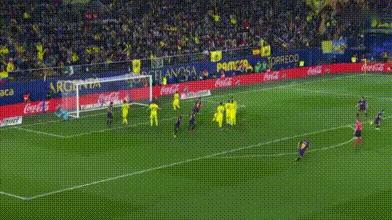 梅西十大不可思议任意球,梅西十大不可思议的任意球