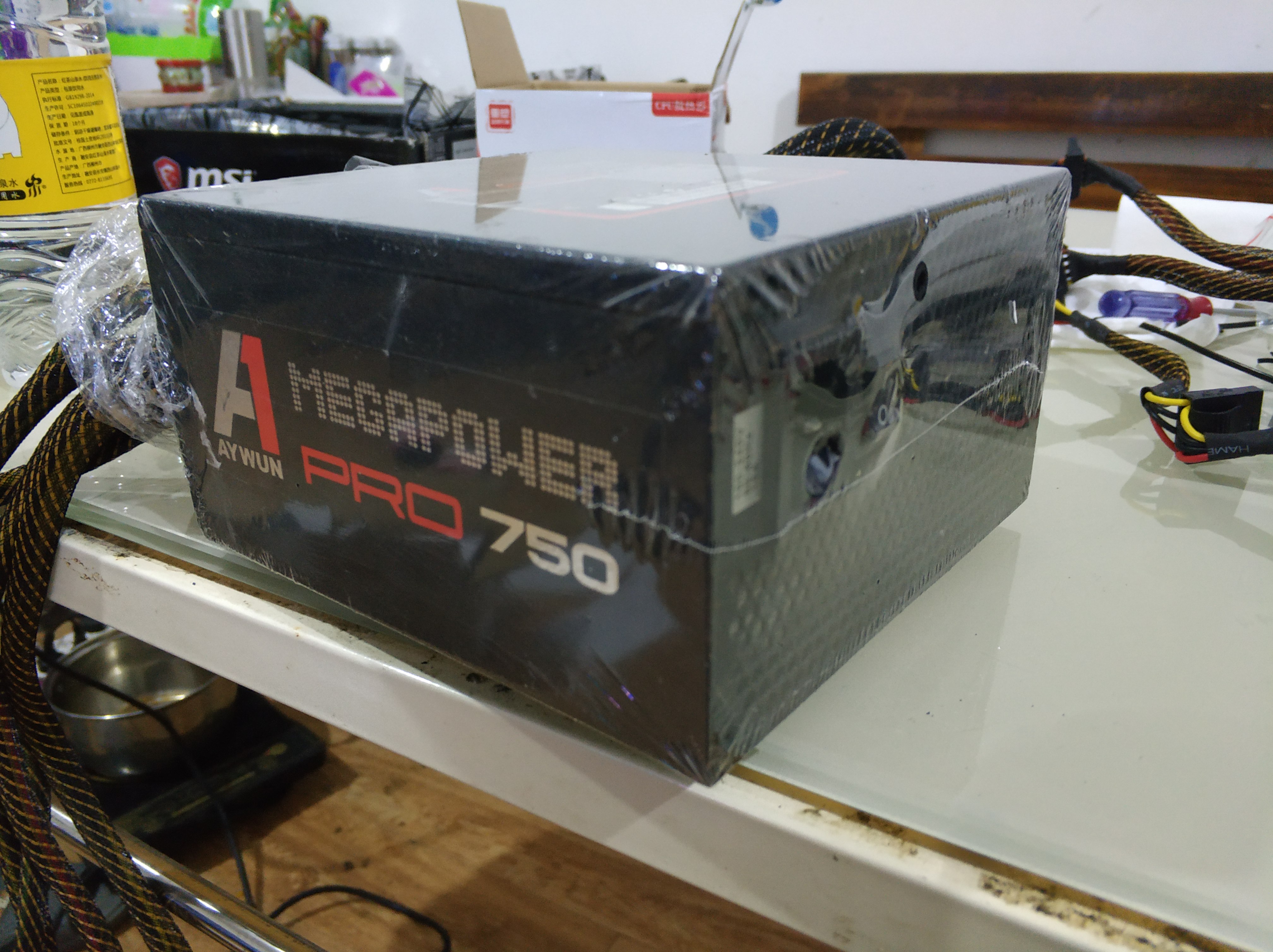 因一个电源某小区面临核平威胁-双路RX580装机前传