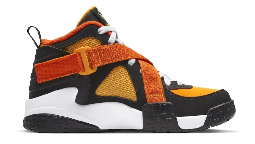 实战新语|高挂在湖人主场的24号球衣，飘向篮球的最高殿堂