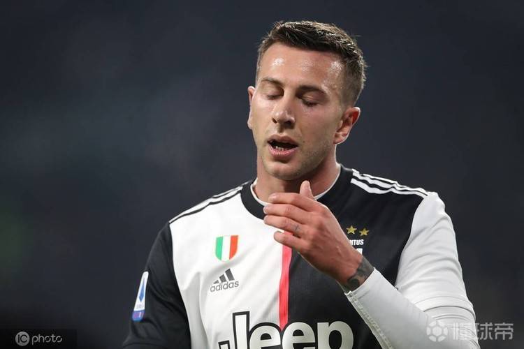 尤文有意齐达内换皮尔洛，阿涅利获颁金貘奖