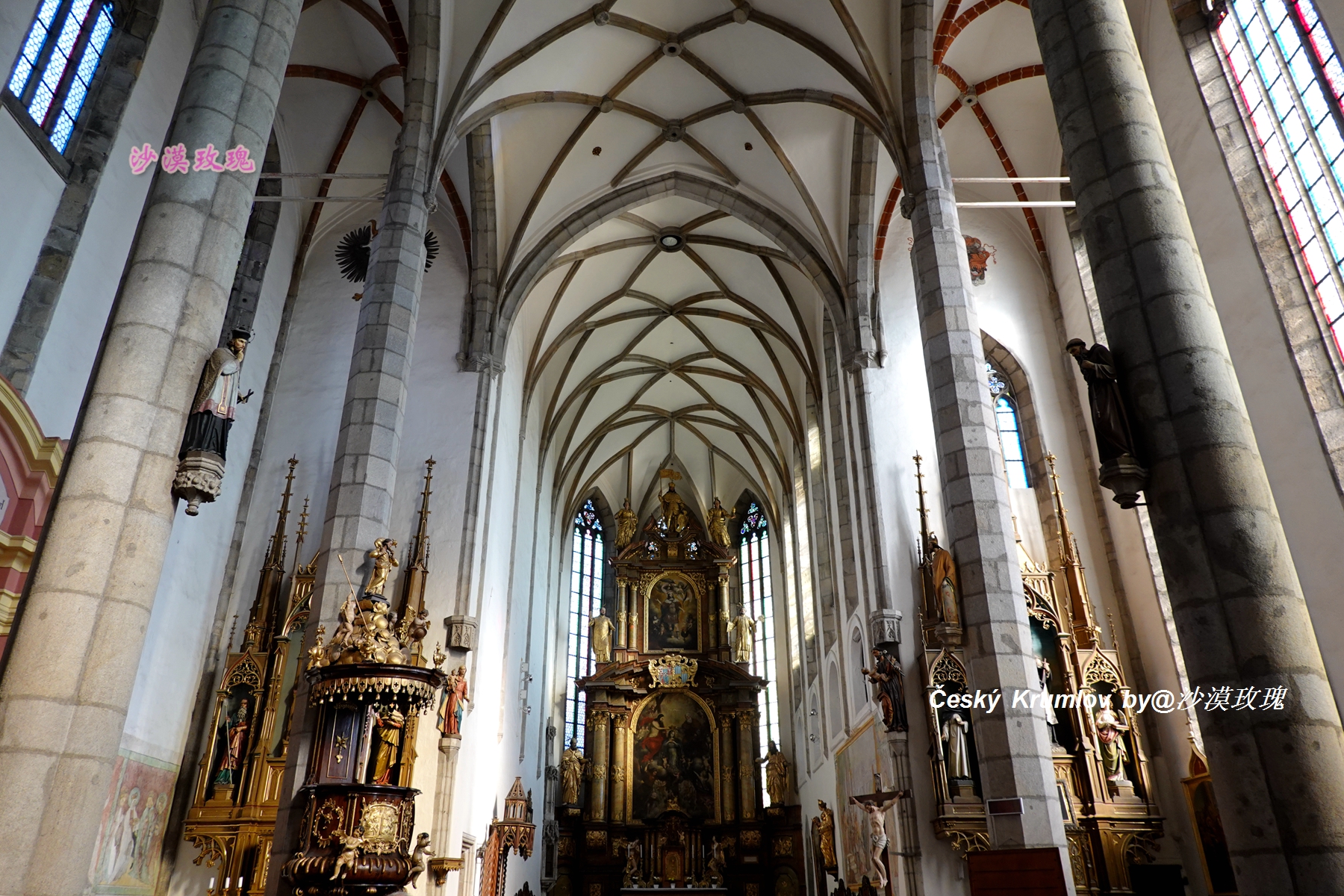 在有“捷克的丽江”之称的小镇，寻觅五瓣玫瑰的芳香