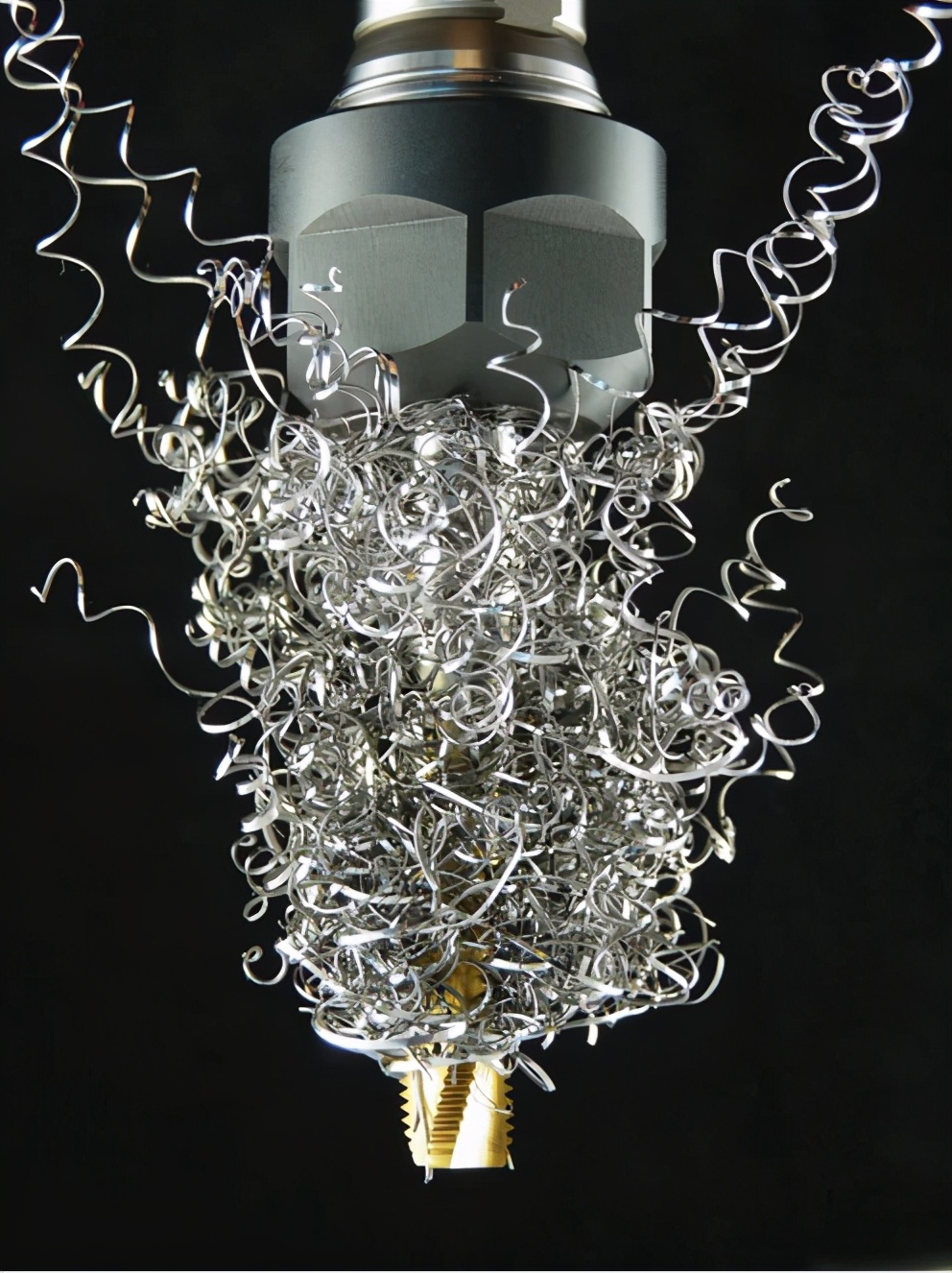 丝锥断了半截在孔里怎么取出,攻丝断丝锥的原因和解决方法